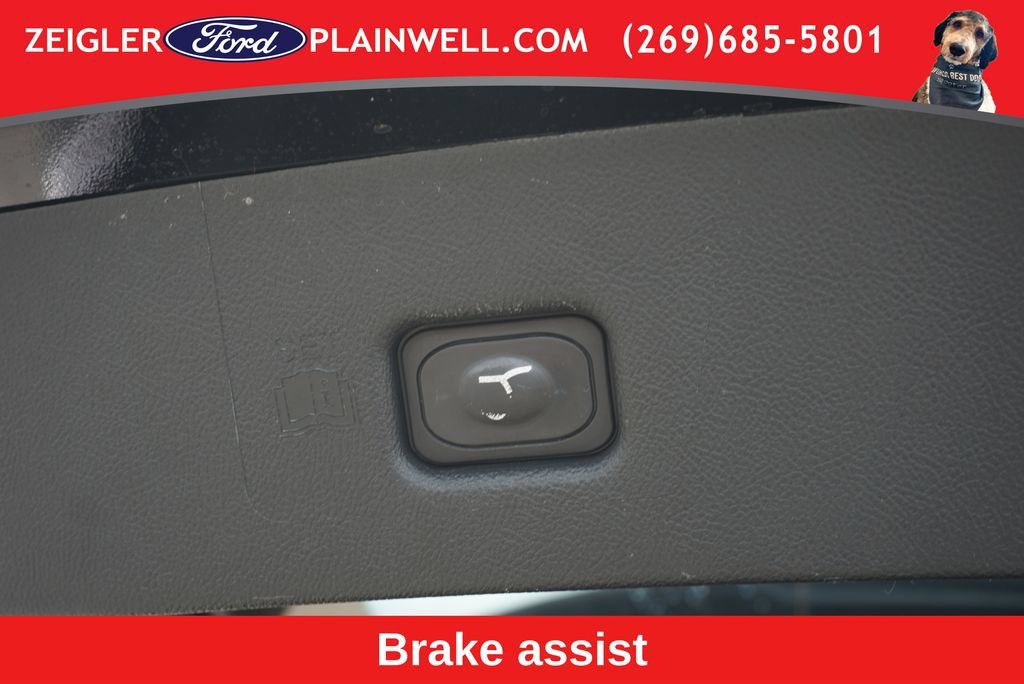Used 2022 Lincoln Nautilus AWD w/ Premium Package image 11