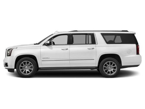 Used 2015 GMC Yukon XL Denali w/ Premium Package AWD/4WD image 3
