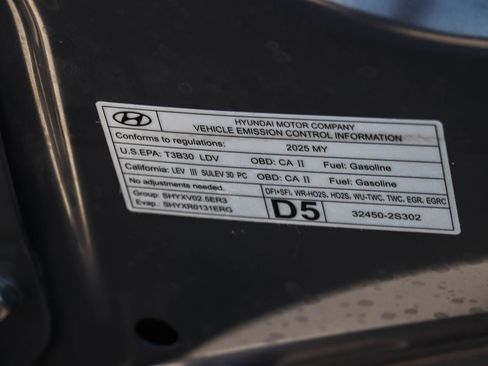 Used 2025 Hyundai Sonata SE FWD image 29
