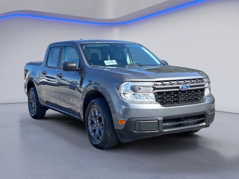 Used 2024 Ford Maverick XLT image 9
