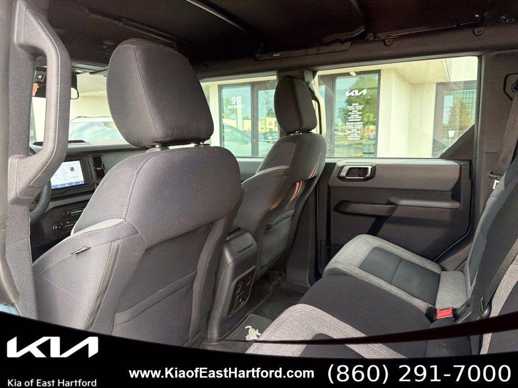 Used 2022 Ford Bronco 4-Door AWD/4WD image 19