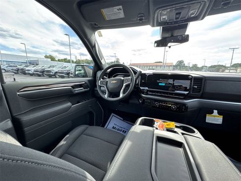 New 2026 Chevrolet Silverado 1500 LT w/ All Star Edition Plus image 15