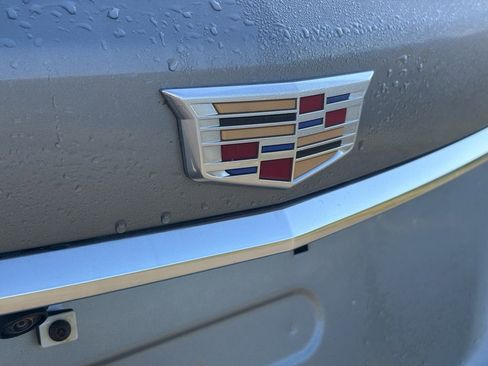 Used 2025 Cadillac XT5 Premium Luxury image 12