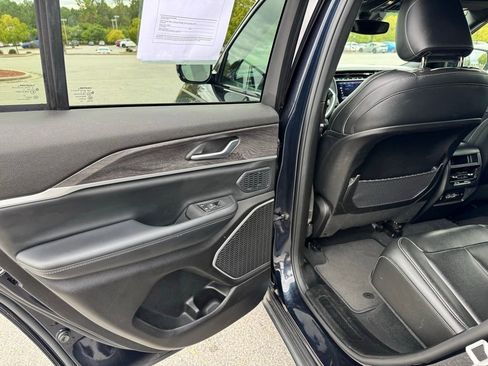 Used 2024 Jeep Grand Cherokee Limited 4xe image 32