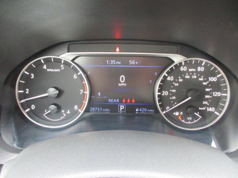 Used 2024 Nissan Altima 2.5 SV image 15