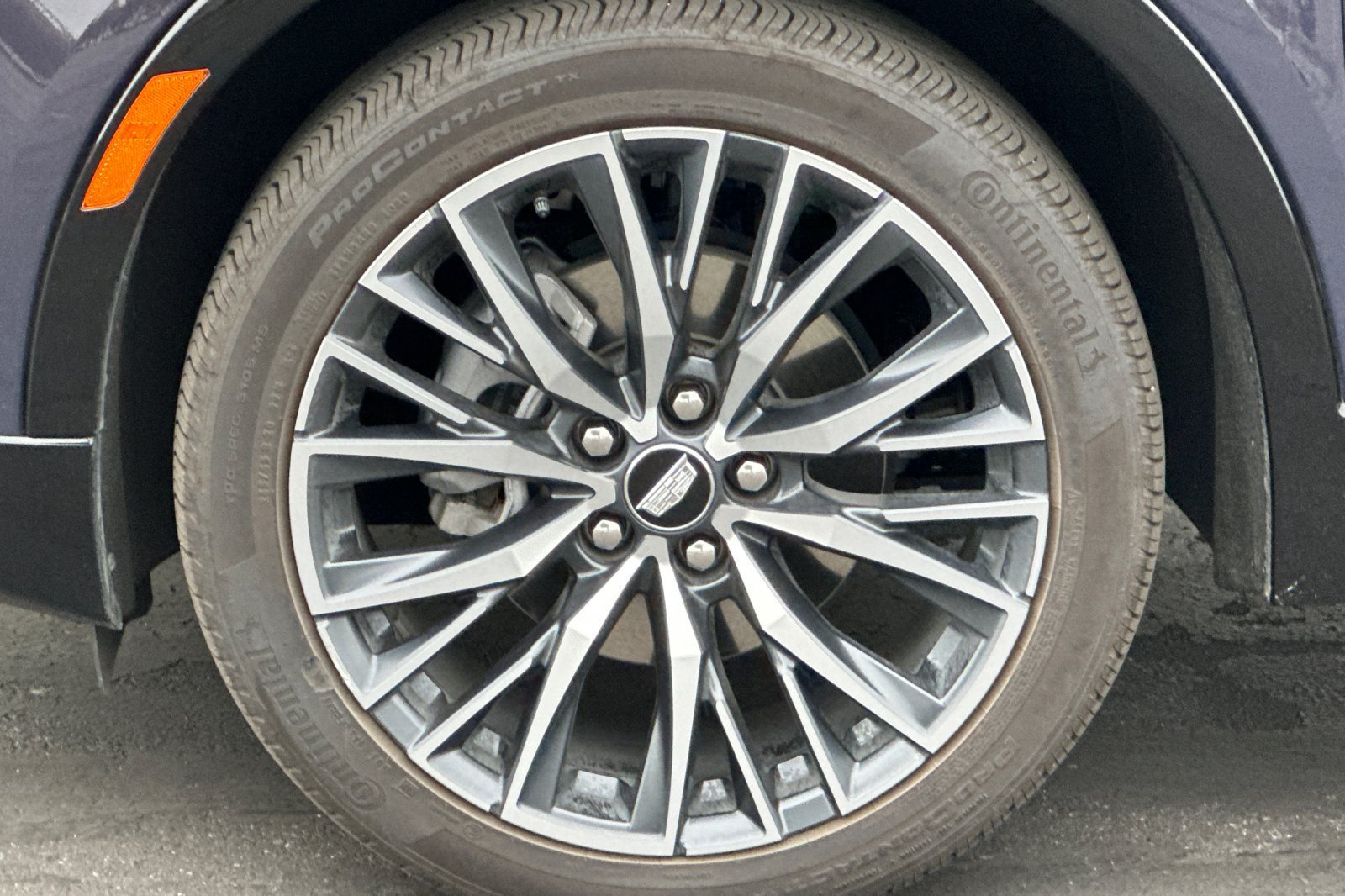 Used 2024 Cadillac XT4 Sport AWD/4WD image 46