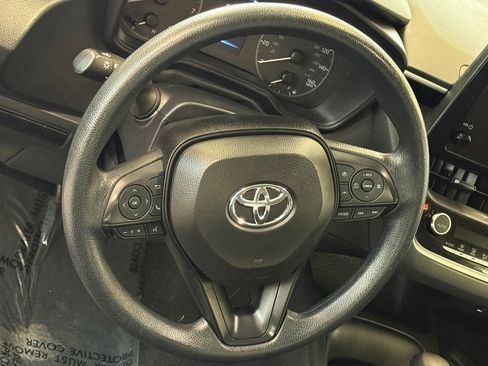 Used 2024 Toyota Corolla LE image 14