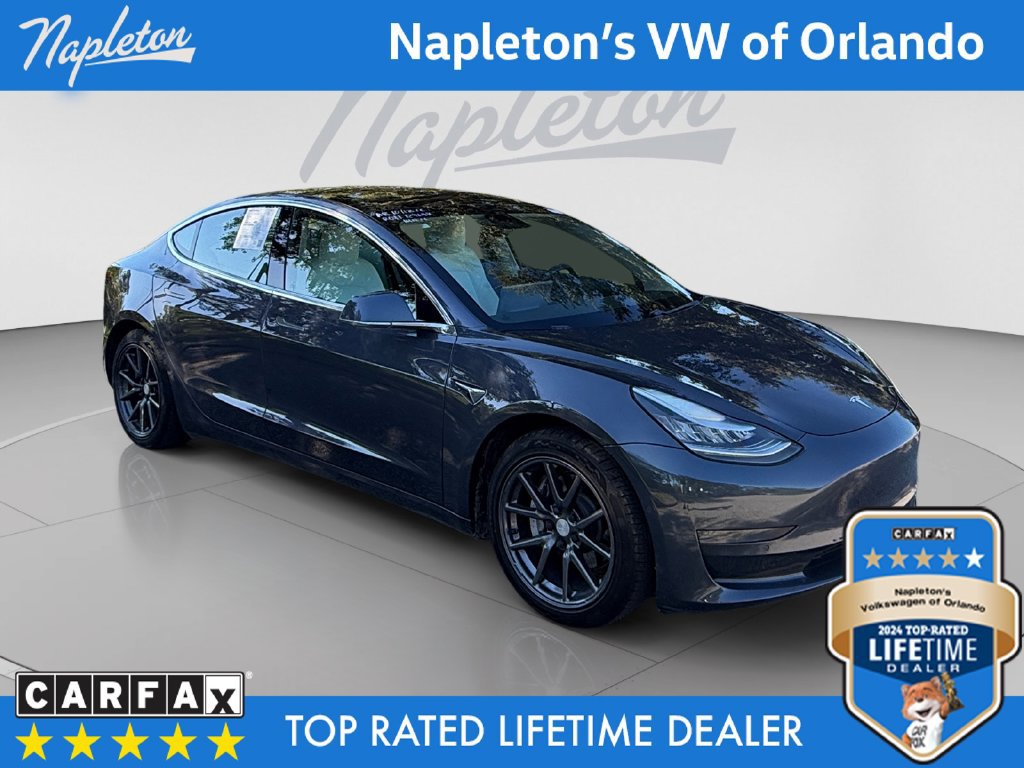 Used 2020 Tesla Model 3 Standard Range RWD image 8