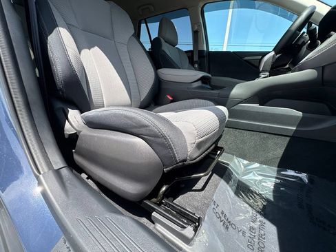 Certified 2025 Subaru Outback Premium AWD/4WD image 24