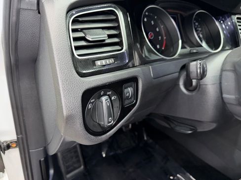 Used 2016 Volkswagen GTI S image 43