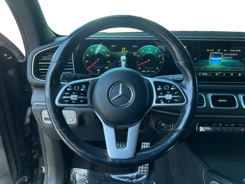 Used 2021 Mercedes-Benz GLS 580 4MATIC image 12