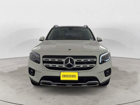 Used 2022 Mercedes-Benz GLB 250 4MATIC image 8