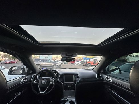 Used 2015 Jeep Grand Cherokee Altitude AWD/4WD image 12