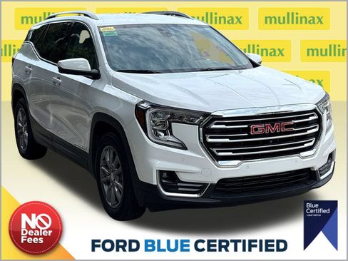 Used 2022 GMC Terrain SLT w/ Tech Package FWD image 1