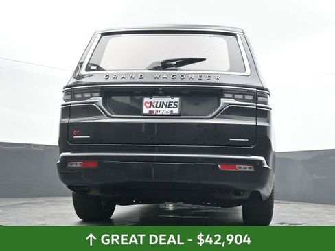 Used 2022 Jeep Grand Wagoneer Series III AWD/4WD image 54