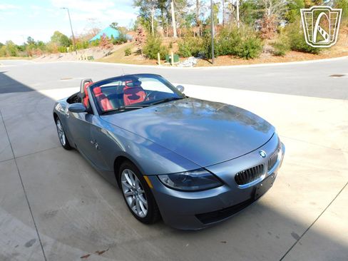 Used 2006 BMW Z4 3.0i image 38