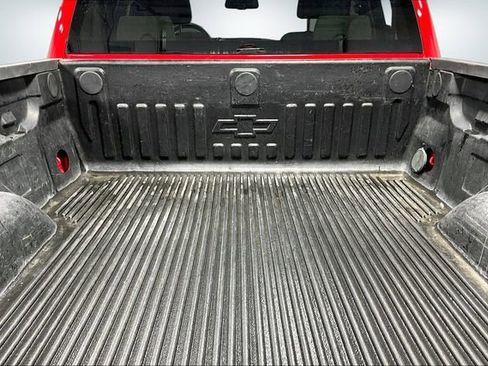 Used 2016 Chevrolet Silverado 1500 Custom w/ Custom Convenience Package AWD/4WD image 8