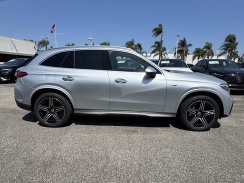 New 2025 Mercedes-Benz GLC 350e 4MATIC image 12