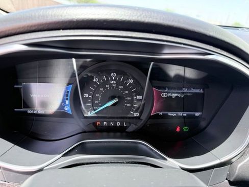 Used 2017 Ford Fusion Energi Titanium FWD image 11