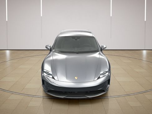 New 2025 Porsche Taycan RWD image 40