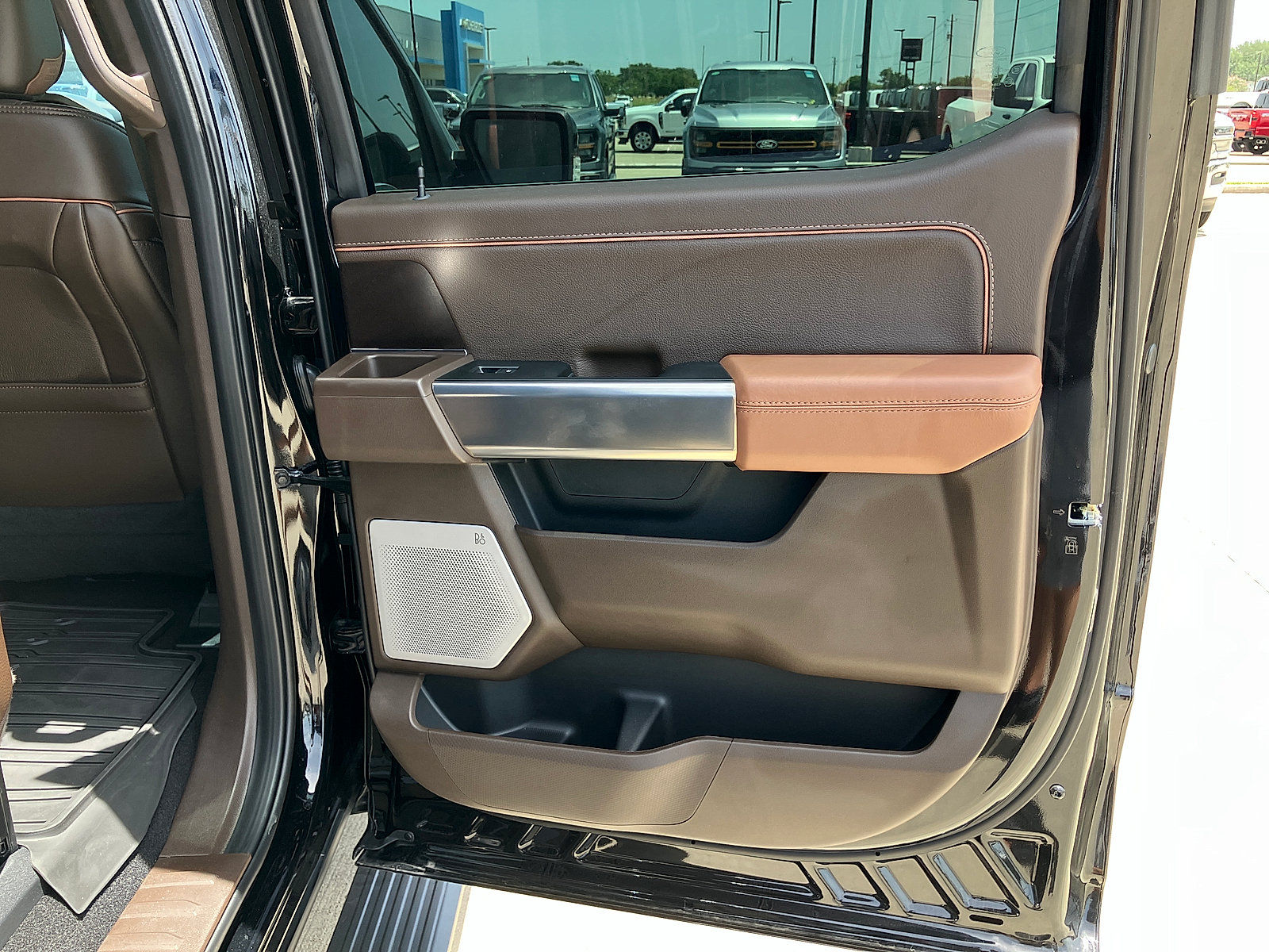Used 2026 Ford F150 King Ranch w/ Equipment Group 601A High AWD/4WD image 19