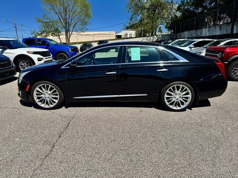 Used 2016 Cadillac XTS Platinum AWD/4WD image 2
