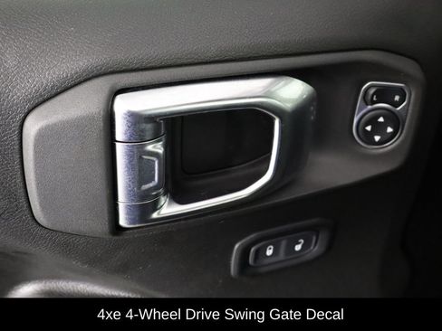 Used 2023 Jeep Wrangler Unlimited w/ Cold Weather Group AWD/4WD image 20