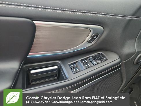 Used 2025 Ford Expedition Platinum w/ Driver's Package image 20