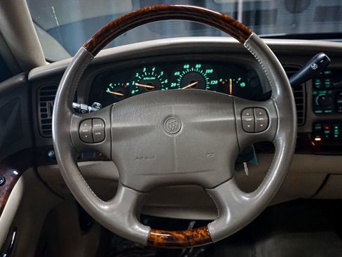 Used 2004 Buick Park Avenue Ultra w/ Ultra Luxury Package FWD image 24