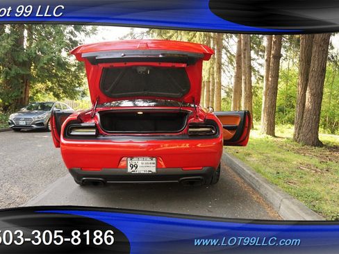 Used 2015 Dodge Challenger SRT Hellcat image 28