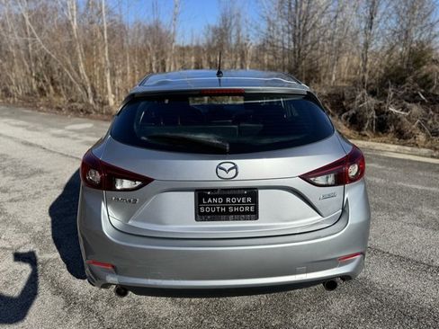 Used 2017 MAZDA MAZDA3 Touring image 6