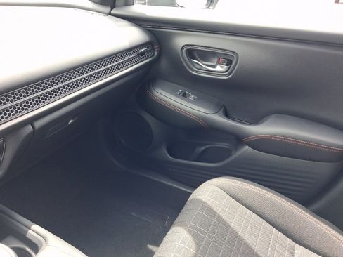 Used 2024 Honda HR-V Sport image 21