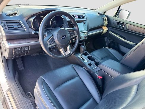 Used 2017 Subaru Outback 2.5i Limited image 11