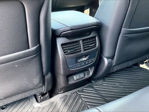 Used 2020 Acura MDX SH-AWD image 34