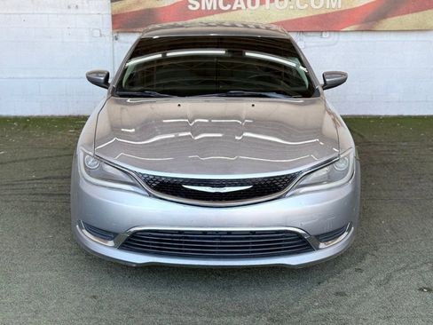 Used 2015 Chrysler 200 Limited image 7