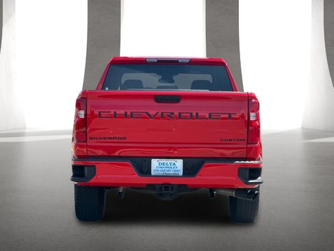 Used 2025 Chevrolet Silverado 1500 Custom w/ Turbomax Blackout Package AWD/4WD image 5