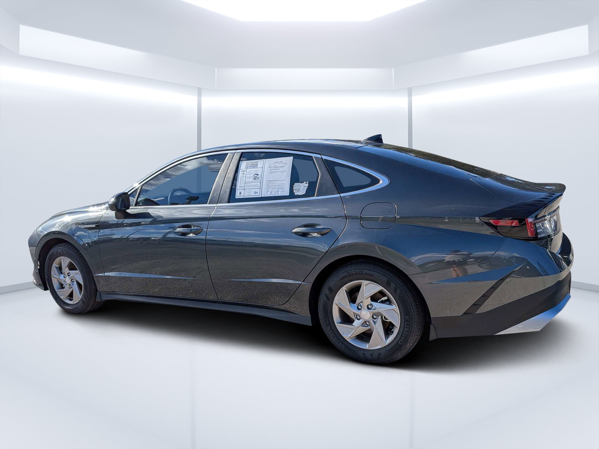 Certified 2026 Hyundai Sonata SE FWD image 5