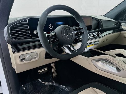 New 2026 Mercedes-Benz GLE 53 AMG 4MATIC Coupe image 9