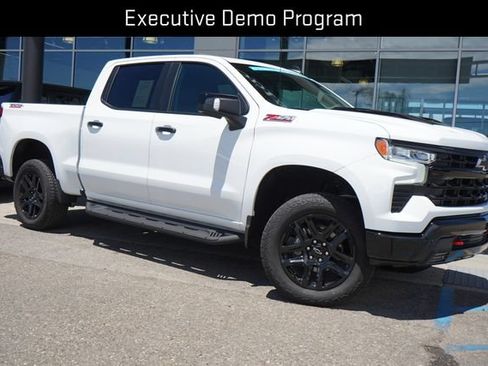 Used 2026 Chevrolet Silverado 1500 LT Trail Boss w/ LT Trail Boss Premium Package AWD/4WD image 1