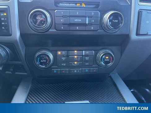 Used 2019 Ford F150 Raptor w/ Equipment Group 802A Luxury image 36