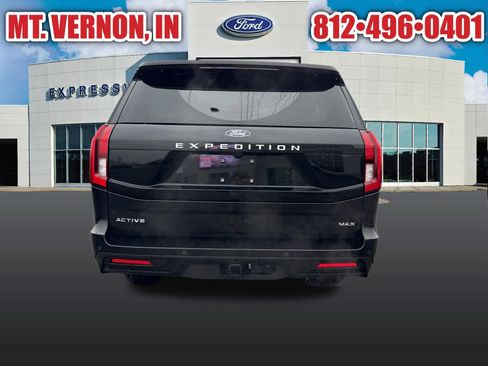 Used 2025 Ford Expedition Max Active image 8