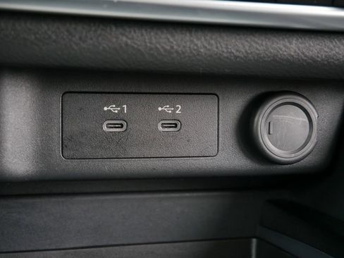 Used 2025 Nissan Rogue SV AWD/4WD image 27