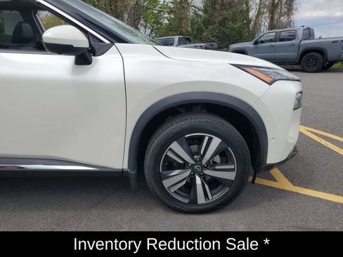 Certified 2023 Nissan Rogue SL w/ SL Premium Package AWD/4WD image 10