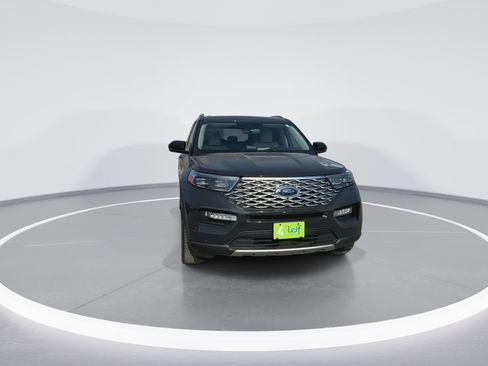 Used 2022 Ford Explorer Platinum w/ Equipment Group 601A image 4