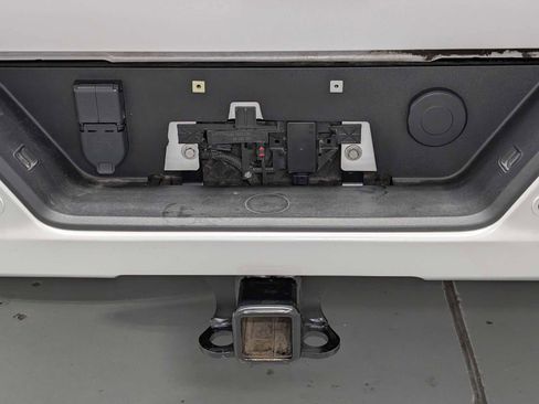 Used 2023 GMC Sierra 3500 Denali w/ Denali Ultimate Package image 40