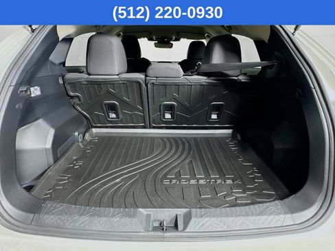 Used 2025 Subaru Crosstrek 2.0i Premium image 30