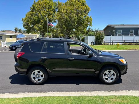 Used 2010 Toyota RAV4 2WD image 1