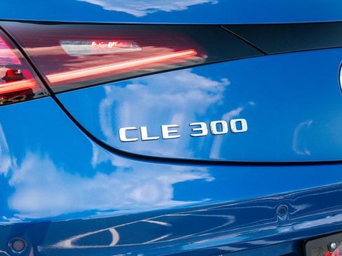 Used 2024 Mercedes-Benz CLE 300 4MATIC Coupe image 21