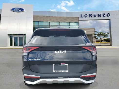 Used 2025 Kia Sportage LX image 6