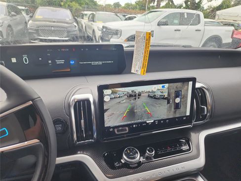 New 2025 Ford Expedition Max Platinum w/ Stealth Performance Package image 37